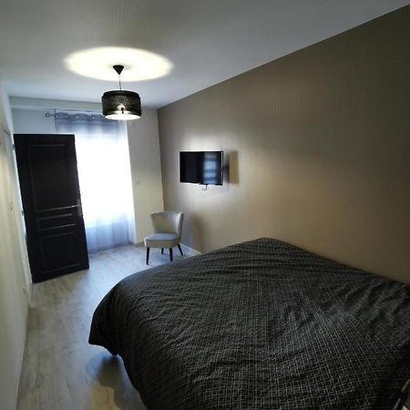 Superbe Appartement Neuf Tout Equipe, Non Fumeur Avec Place De Parking Privee Orléans Buitenkant foto